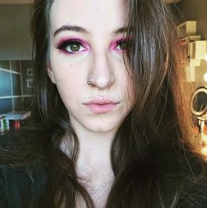 Meet your Posher, Desirée